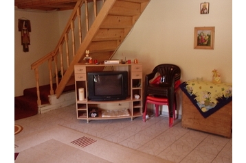 Rumunjska Chata Slănic Moldova, Eksterijer